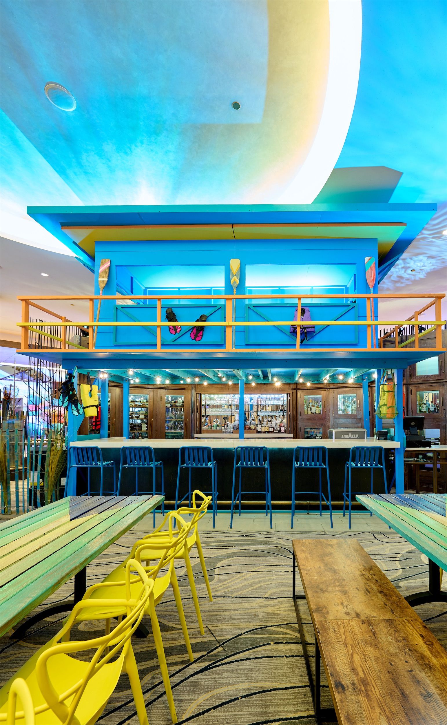 Lakehouse Lobby Bar